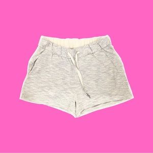 Lululemon Midrise On the Fly Short 2.5”